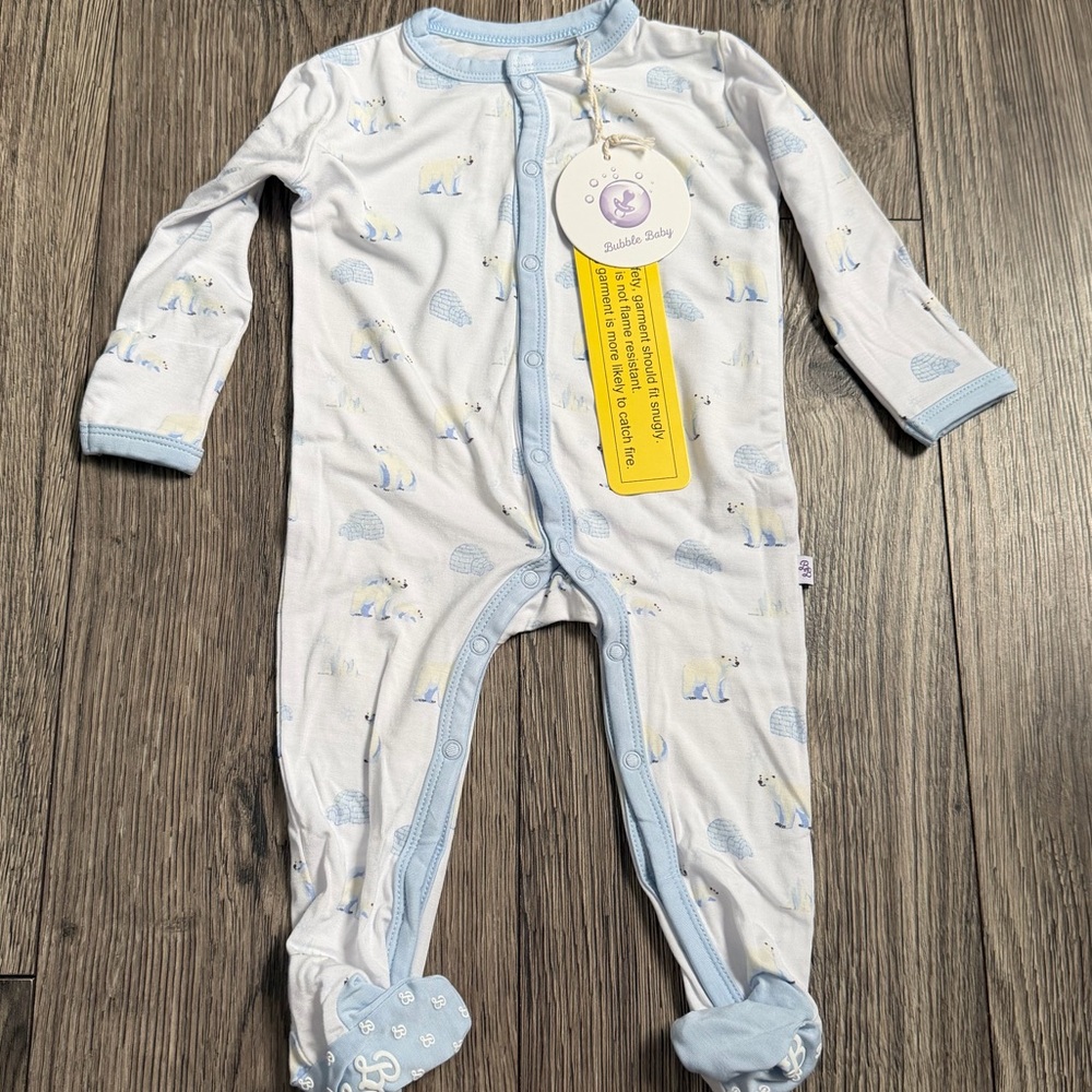 Bubble baby footie